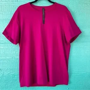 Lululemon Training T-Shirt in Sonic Pink Pima Jersey Cotton Lycra  SIZE LARGE
